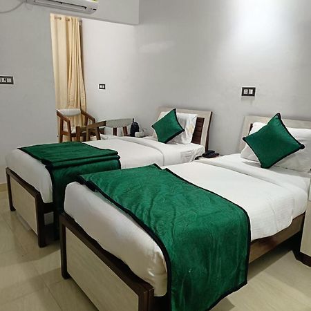 Hotel Aman Residency Allāhābād Junction Zewnętrze zdjęcie
