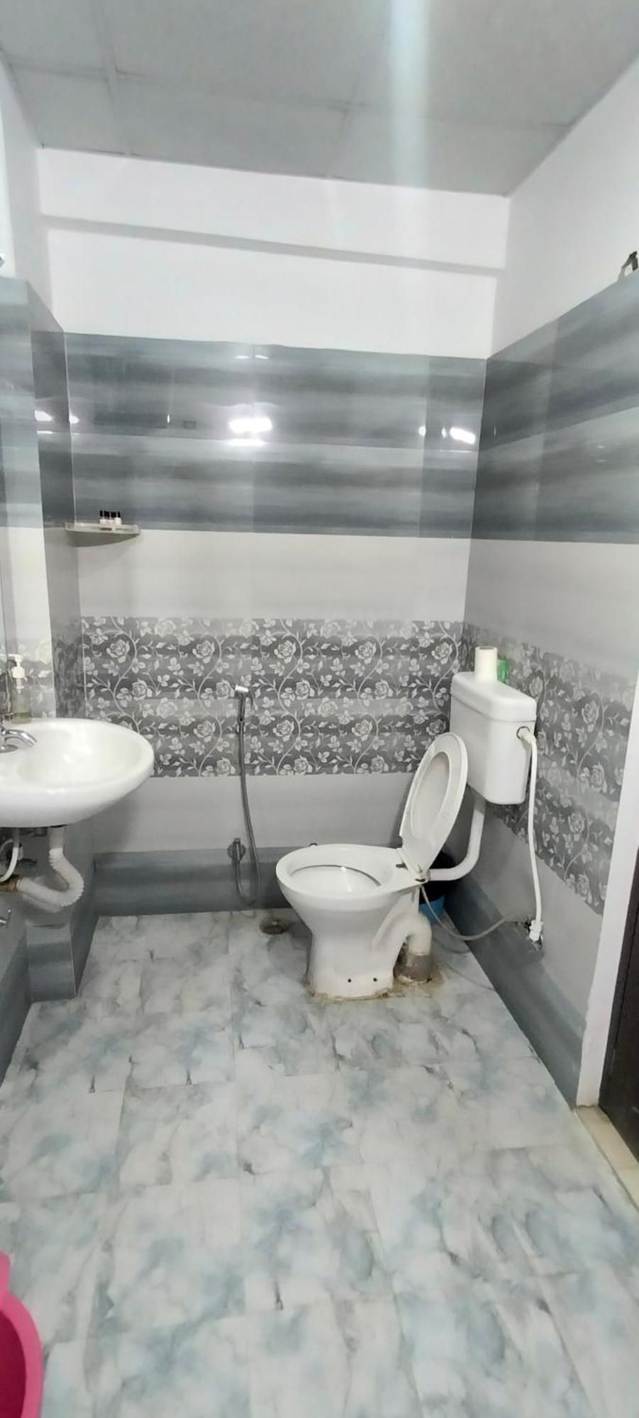 Hotel Aman Residency Allāhābād Junction Zewnętrze zdjęcie