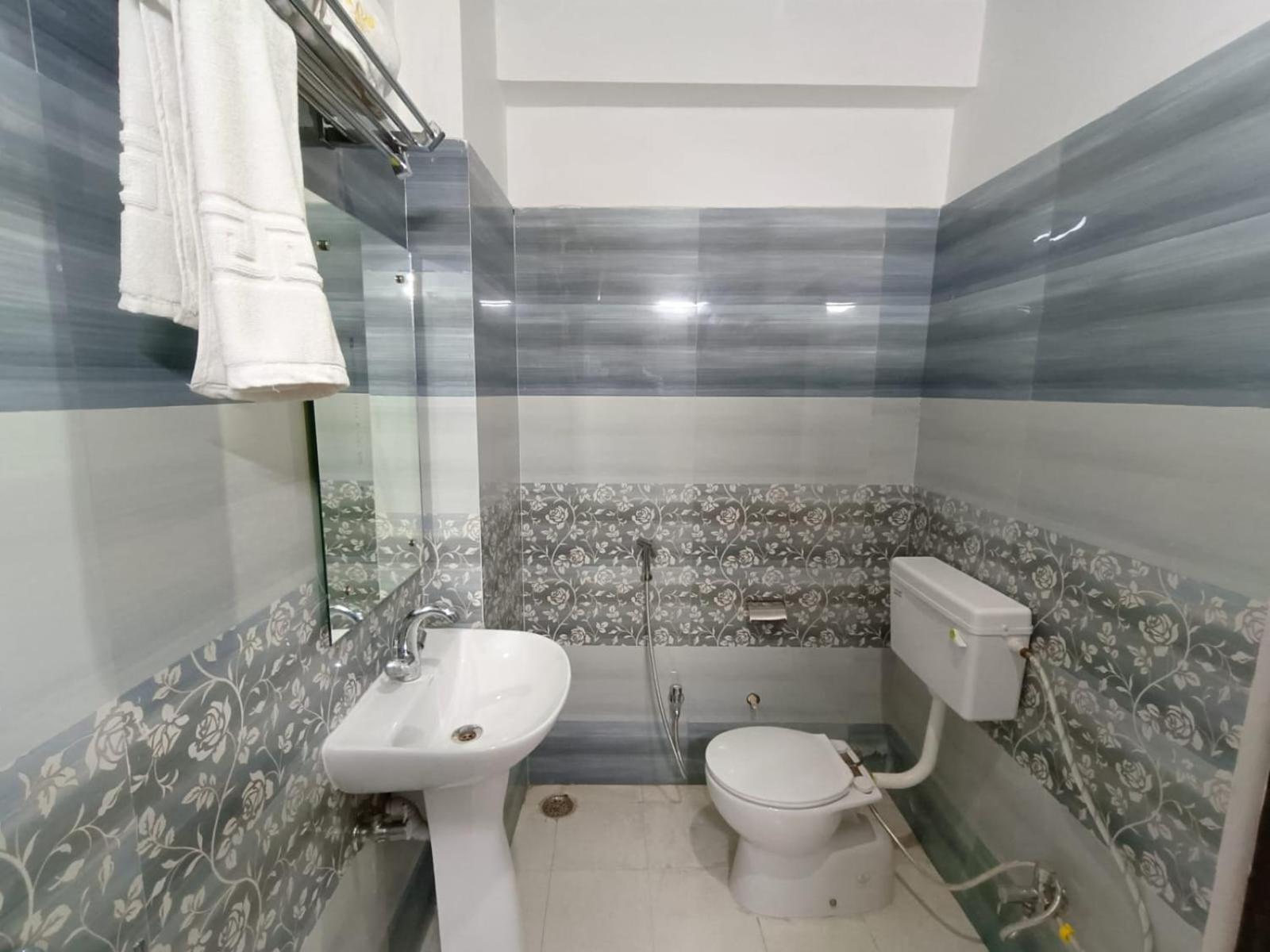 Hotel Aman Residency Allāhābād Junction Zewnętrze zdjęcie